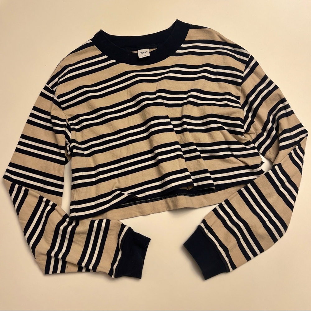 Aritzia TNA Cropped Long Sleeve